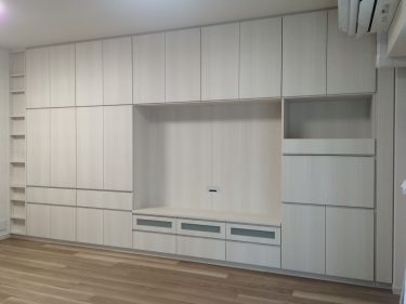 志木市に『壁面収納』を納品！